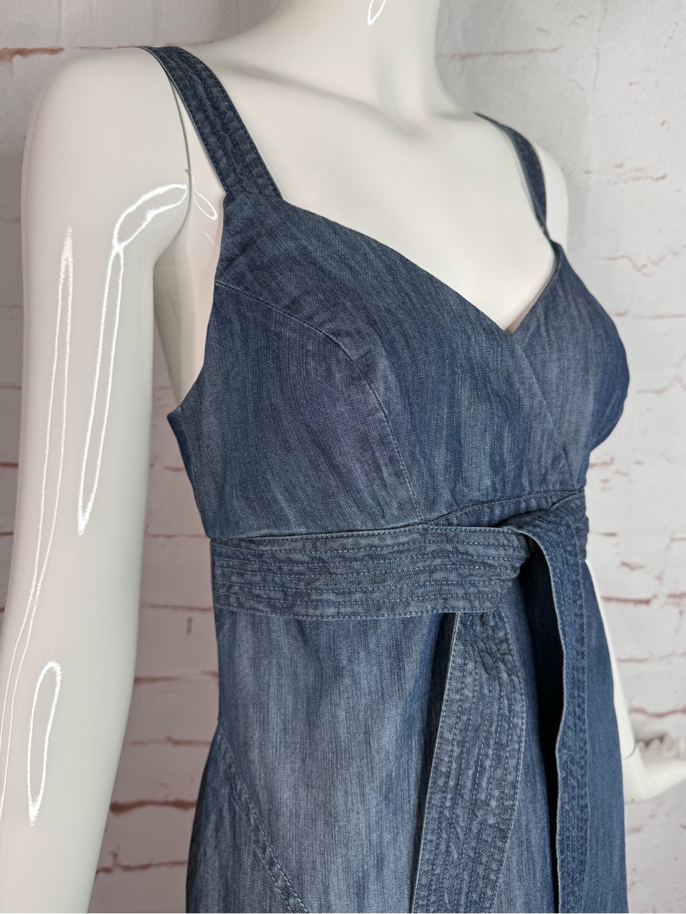 ANTHROPOLOGIE LEVEL 99 Sleeveless Dark Wash Denim Size 12 Dress Sundress - Picture 9 of 16
